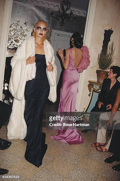 American fashion model Amber Valletta at a John Galliano fashion show, circa 1995.