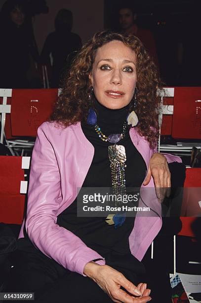 American actress and model Marisa Berenson at the Diane von Furstenberg Fall 2002 fashion show in New York City, 10th February 2002.