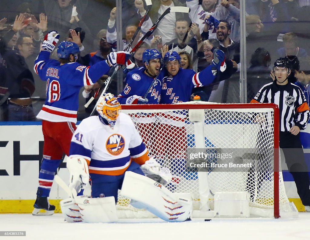 New York Islanders v New York Rangers