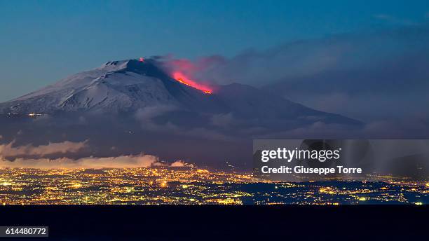 the giant - etna foto e immagini stock