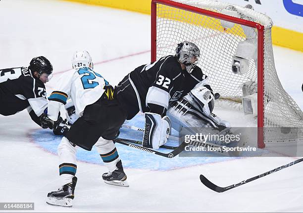 San Jose Sharks Left Wing Joonas Donskoi [7845] scores their fourth goal of the game in the third period against Los Angeles Kings Goalie Jonathan...