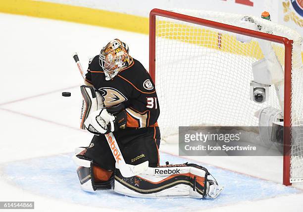 Anaheim Ducks Goalie Frederik Andersen [7194] makes a save during game 7 of the NHL Western Conference Final between the Chicago Blackhawks and the...