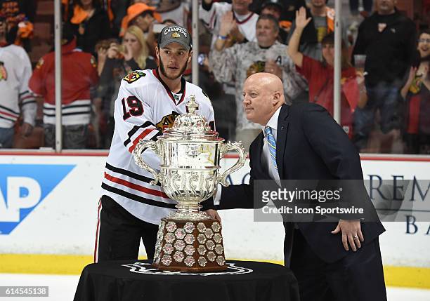 Chicago Blackhawks Center Jonathan Toews [5535] poses with the Campbell Bowl after defeating the Ducks to win the Western Conference during game 7 of...