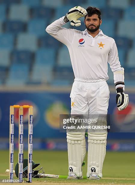 Azhar Ali Rind 915 Pakistan Batsman Azhar Ali Stock Photos, High-Res Pictures, and ...