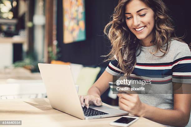 e-commerce - facilité photos et images de collection