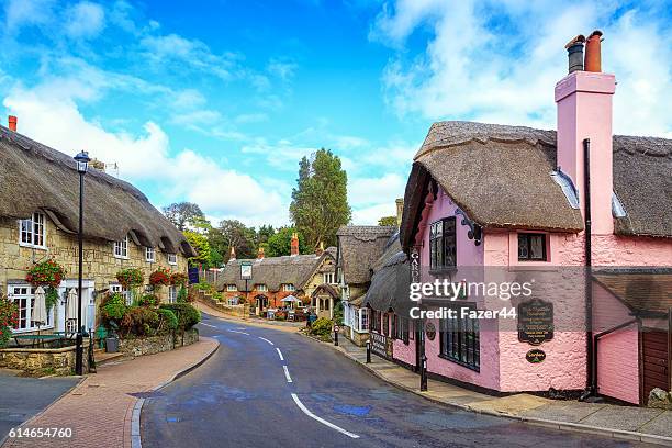 shanklin - thatched roof stock-fotos und bilder