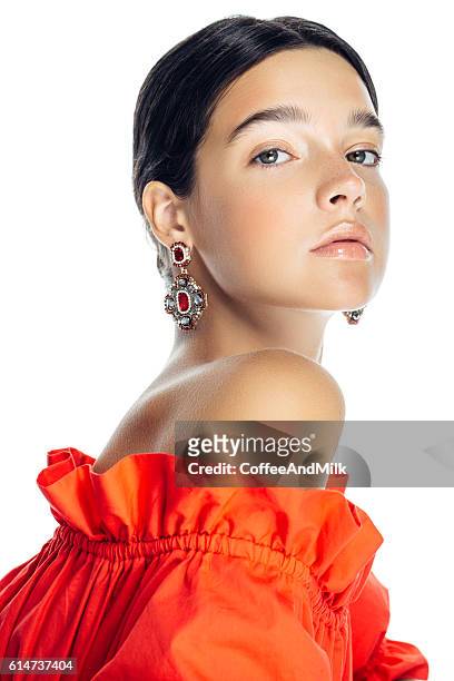 beautiful woman wearing clothes and jewelry haute couture - high fashion hair stock pictures, royalty-free photos & images