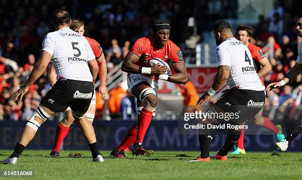 Maro Itoje of Saracens charges upfield during the European Rugby Champions Cup match between RC Toulon and Saracens at Stade Felix Mayol on October...