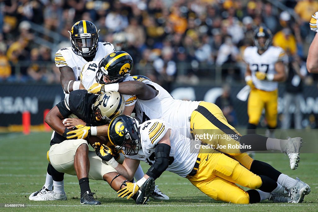 Iowa v Purdue