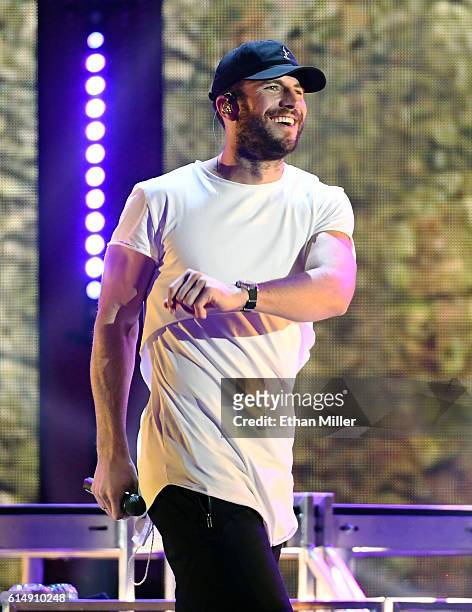 Singer Sam Hunt performs at the 2016 iHeartRadio Music Festival at T-Mobile Arena on September 23, 2016 in Las Vegas, Nevada.
