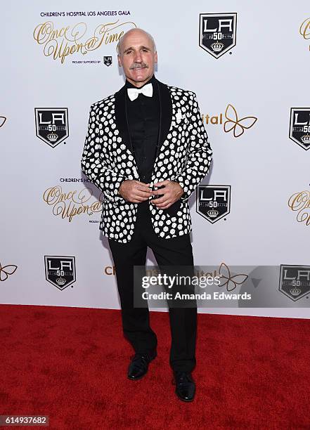 Kings Color Commentator Daryl Evans Photos and Premium High Res Pictures - Getty Images