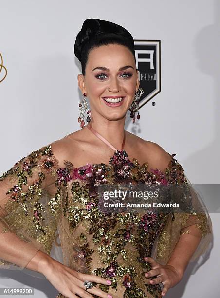 Singer Katy Perry arrives at the 2016 Children's Hospital Los Angeles "Once Upon a Time" Gala at the L.A. Live Event Deck on October 15, 2016 in Los...