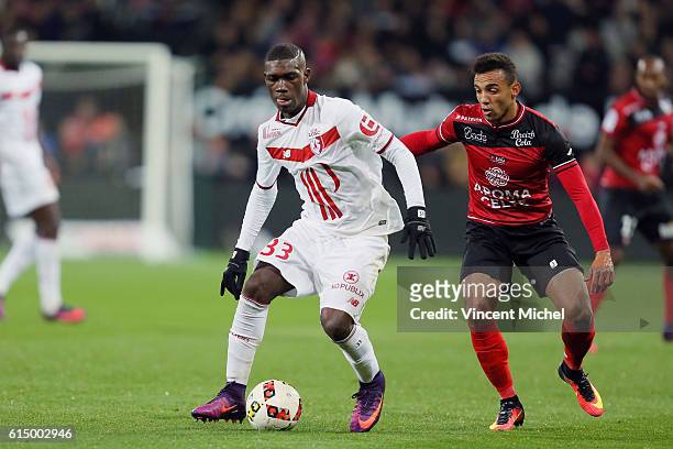 Yves Bissouma of Lille during the Ligue 1 match between EA Guingamp and Lille OCS at Stade du Roudourou on October 15, 2016 in Guingamp, France.