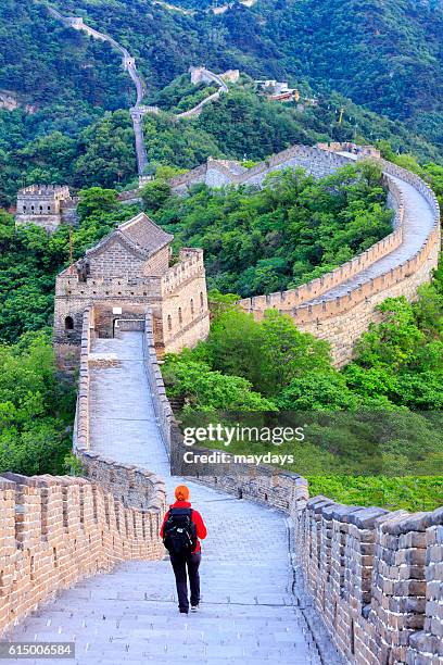 the great wall of china at mutianyu - mutianyu stock pictures, royalty-free photos & images