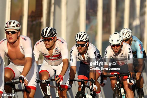 Adam Blythe and Mark Cavendish of Great Britain ride in the lead group during the Elite Men's Road Race on day eight of the UCI Road World...