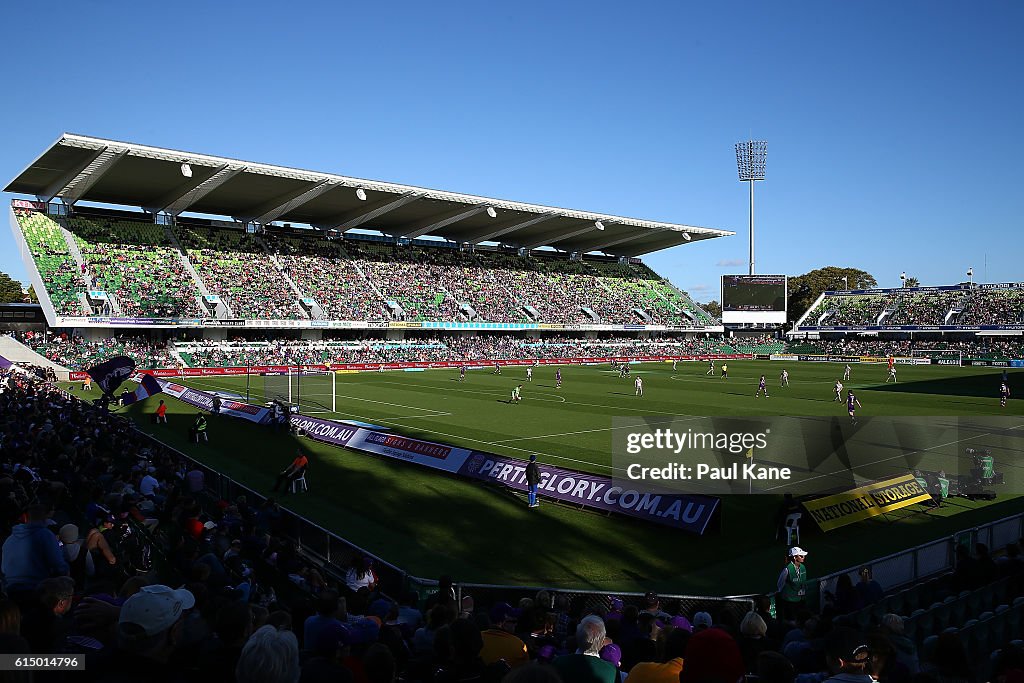 A-League Rd 2 - Perth v Wellington