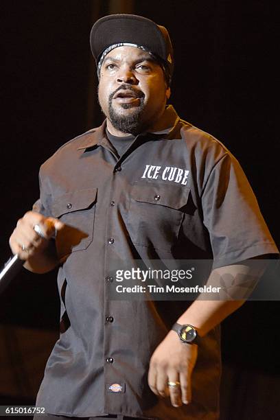 Ice Cube performs during the Treasure Island Music Festival at Treasure Island on October 15, 2016 in San Francisco, California.
