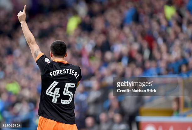 Fernando Forestieri of Sheffield Wednesday celebrates after scoring the opening goal from a penalty during the Sky Bet Championship match between...