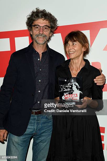 Silvio Soldini and Francesca Marciano pose with the award during Ciak For Women 2016 on October 16, 2016 in Rome, Italy.