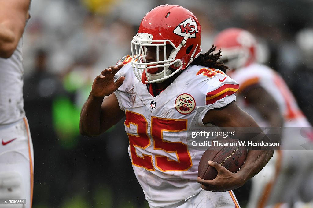 Kansas City Chiefs v Oakland Raiders