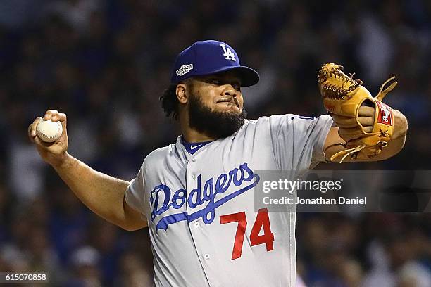 Kenley Jansen of the Los Angeles Dodgers throws a pitch in the eighth inning against the Chicago Cubs during game two of the National League...