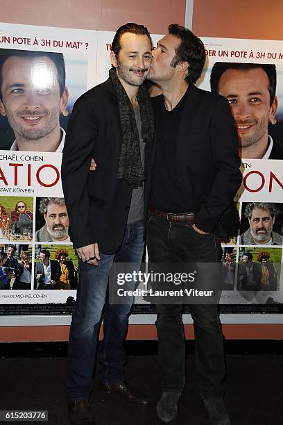 Michael Cohen and Nicolas Bedos attend the "l'Invitation" Paris Premiere at UGC George V on October 17, 2016 in Paris, France.