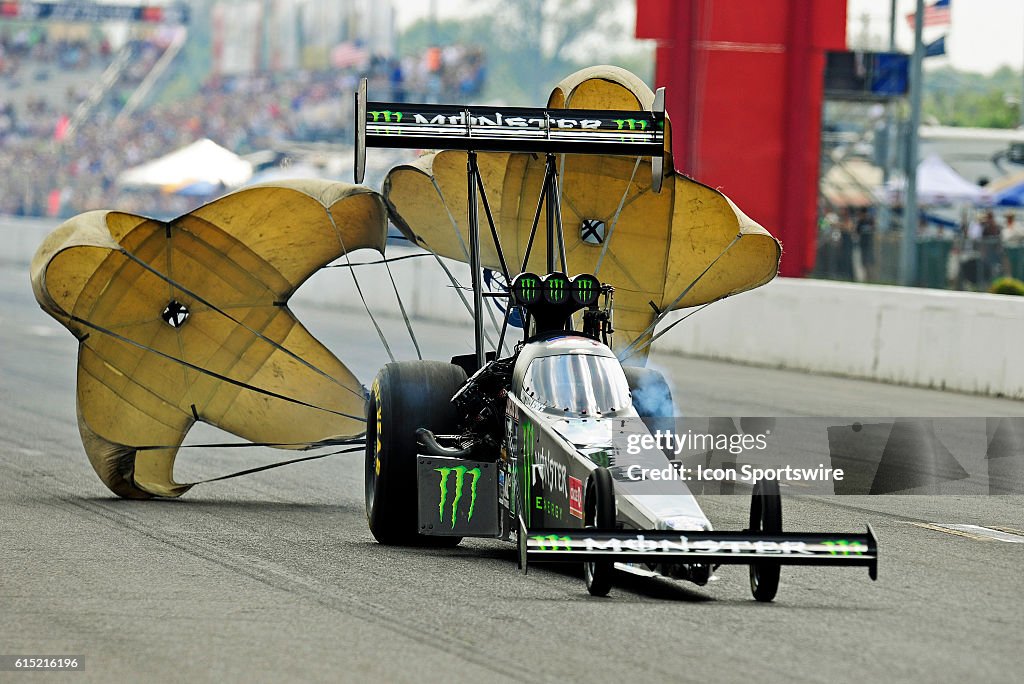 AUTO: SEP 25 NHRA - AAA Insurance Midwest Nationals