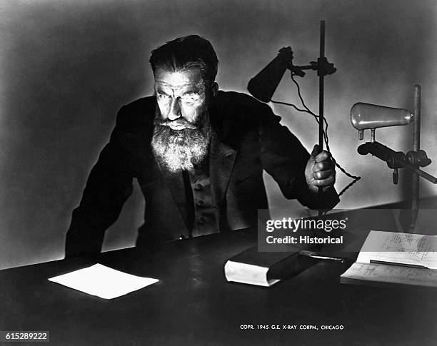 Wc Rontgen 226 Wilhelm Conrad Roentgen Stock Photos, High-Res Pictures, and Images ...
