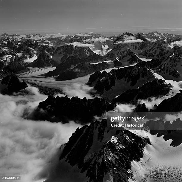Lowlying Low Lying Cloud Photos and Premium High Res Pictures - Getty Images
