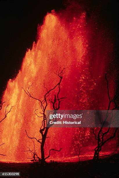 Lava fountain at Mauna Ulu in Hawaii. | Location: Kilauea East Rift, Hawaii Volcanoes National Park, Hawaii, USA.