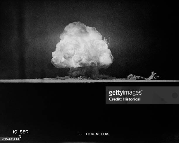The mushroom cloud of the Trinity test in New Mexico. | Location: Alamagordo, New Mexico, USA.