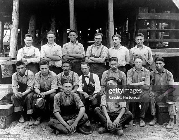 Twenty five Native Americans from the Carlisle Indian College in Pennsylvania, are learning to build ships in the greatest shipyard in the world, at...