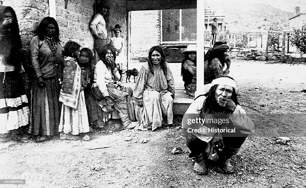 Apache Prisoners