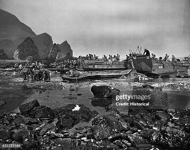 Landing operations on Lilly Beach, Kiska, the Aleutian Islands. | Location: Lilly Beach, Kiska, Aleutian Islands, Alaska, USA.