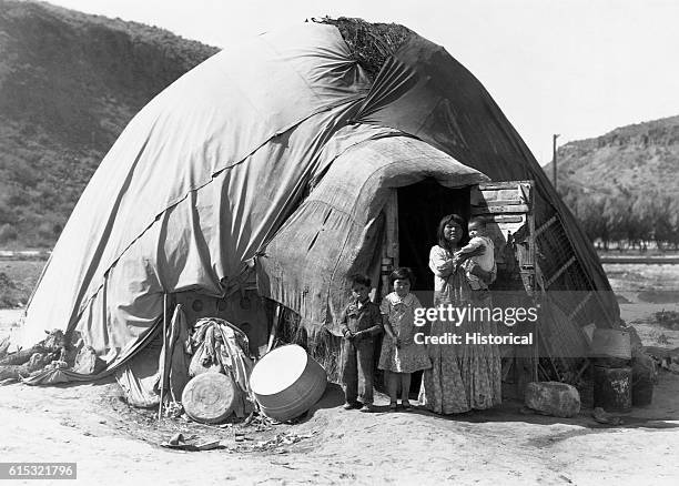 Wikiup Def 32 Wickiup Stock Photos, High-Res Pictures, and Images - Getty Images
