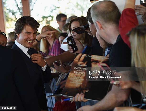 Tom Cruise meets fans at "Jack Reacher: Never Go Back" Variety - The Children's Charity Of Eastern Tennessee Benefit Screeningon October 17, 2016 in...