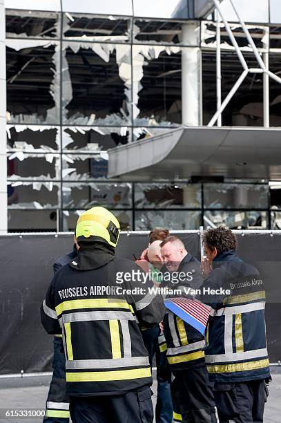 - Attentats de Bruxelles: visite du Secrétaire d'Etat des Etats-Unis John Kerry à l'aéroport de Brussels Airport - Aanslagen van Brussel: bezoek an...