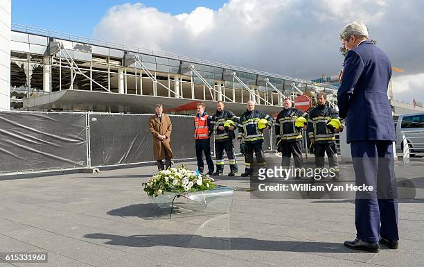 - Attentats de Bruxelles: visite du Secrétaire d'Etat des Etats-Unis John Kerry à l'aéroport de Brussels Airport - Aanslagen van Brussel: bezoek an...