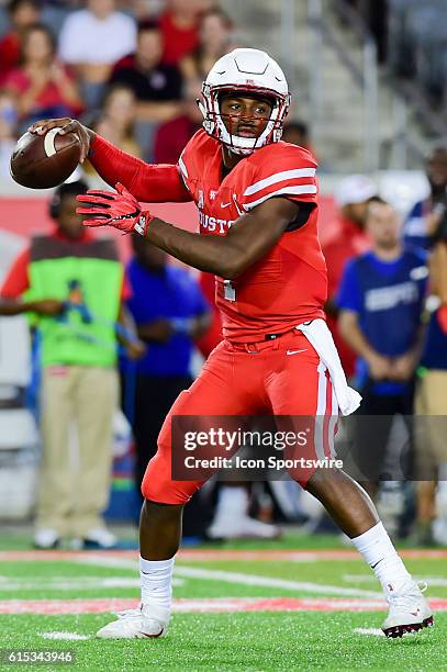 Houston Cougars quarterback Greg Ward Jr. During the Tulsa Golden Hurricanes at Houston Cougars game at TDECU Stadium, Houston, Texas.