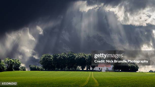 bring on the rain - jutland stock-fotos und bilder