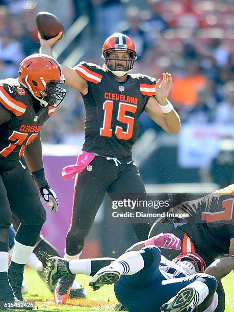 Quarterback Charlie Whitehurst of the Cleveland Browns throws a pass during a game against the New England Patriots on October 9, 2016 at FirstEnergy...
