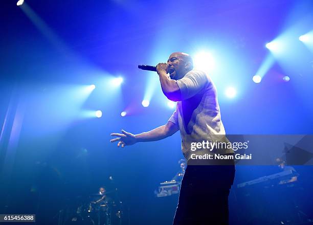 Rapper, actor Common perorms at Bing Concert during Advertising Week New York 2016 on September 28, 2016 in New York City.