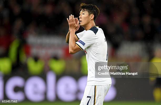 Heung Min Son of Tottenham is substituted during the UEFA Champions League group E match between Bayer 04 Leverkusen and Tottenham Hotspur FC at...