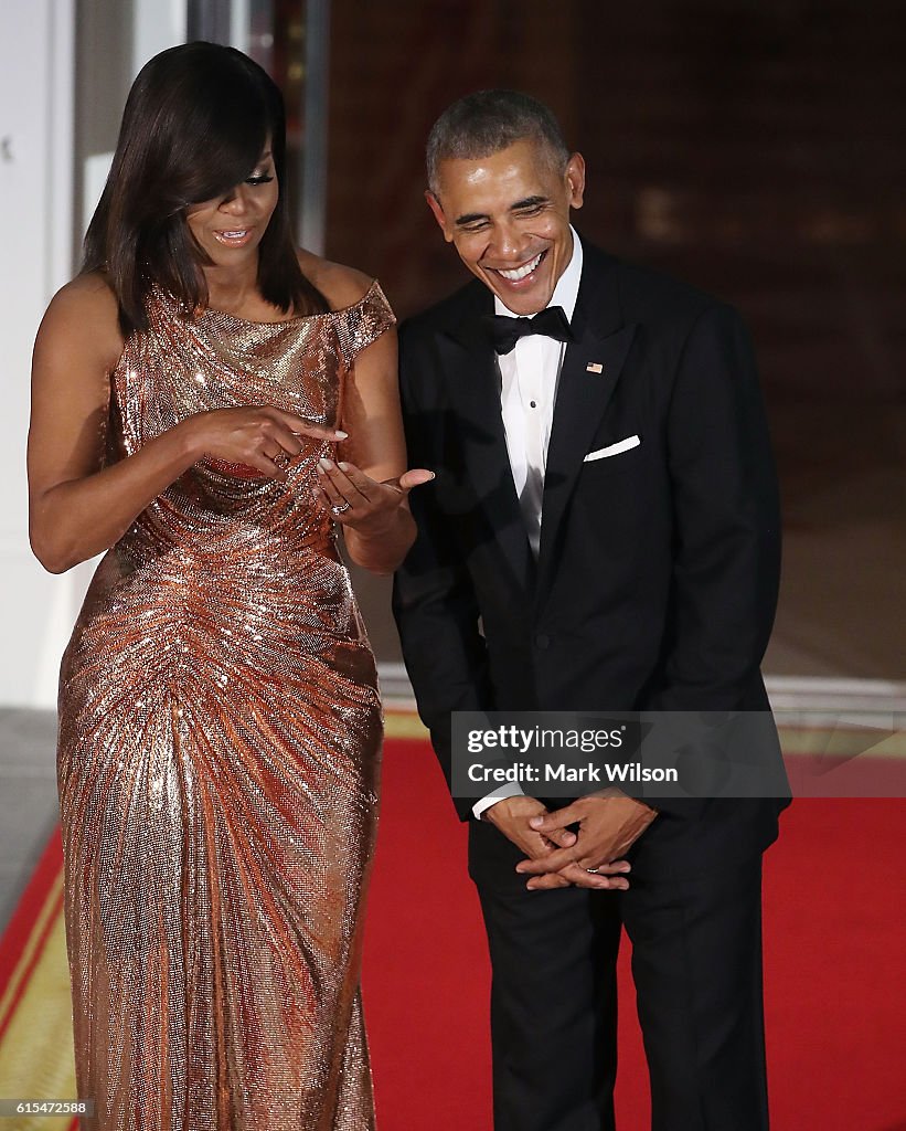 President And Mrs. Obama Host State Dinner For Italian PM Renzi