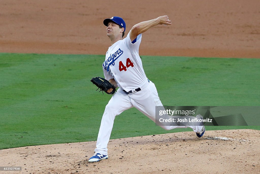 NLCS - Chicago Cubs v Los Angeles Dodgers - Game Three