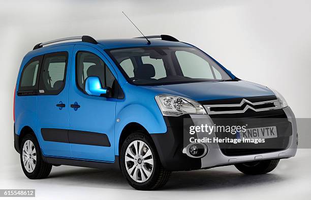 127 Citroen Berlingo Stock Photos, High-Res Pictures, and Images - Getty  Images