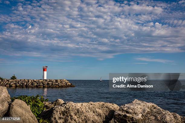 bronte harbour marina - oakville ontario stockfoto's en -beelden