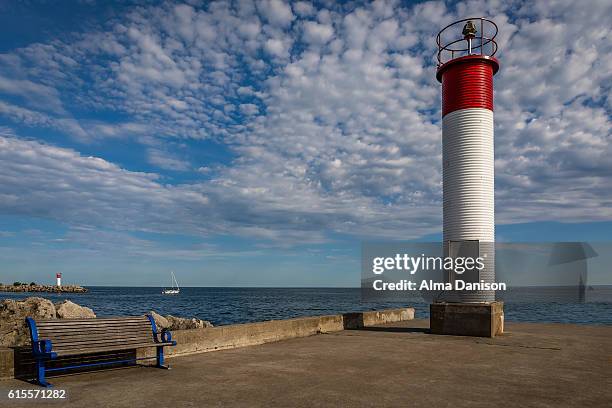 bronte harbour marina - oakville ontario stockfoto's en -beelden