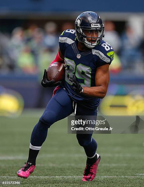 Wide receiver Doug Baldwin of the Seattle Seahawks rushes against the Atlanta Falcons at CenturyLink Field on October 16, 2016 in Seattle, Washington.