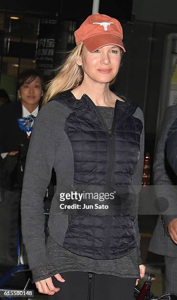 Actress Renee Zellweger is seen upon arrival at Narita International Airport on October 19, 2016 in Narita, Japan.